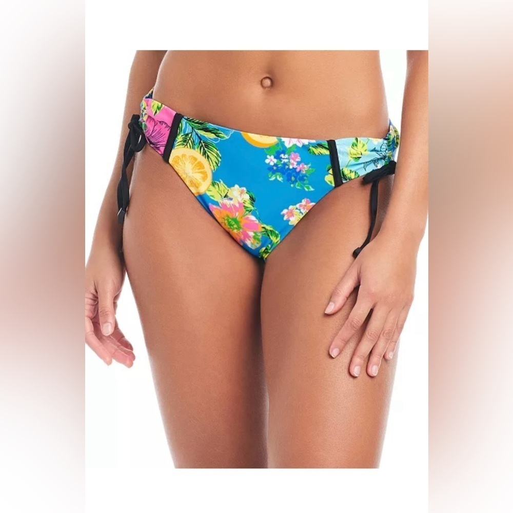 NWT Bar III
Women's Tropical-Print Shirred-Side Hipster Bikini Bottoms XS
